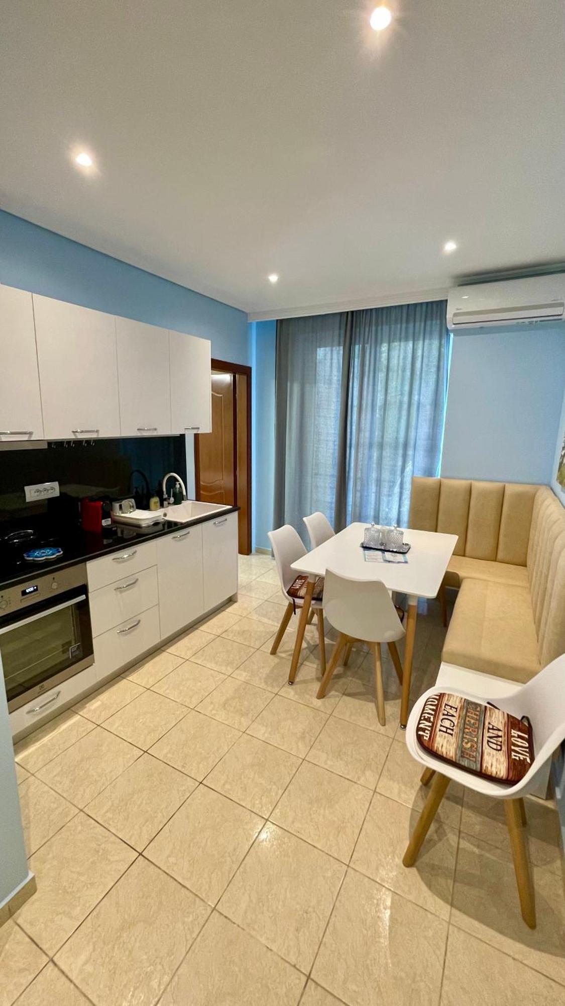 Sea Breeze Apartment Saranda Kültér fotó